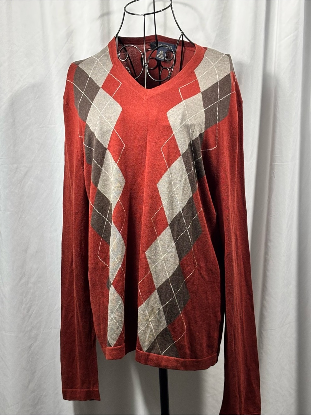 Banana Republic Rust and Brown Argyle V-Neck Sweater